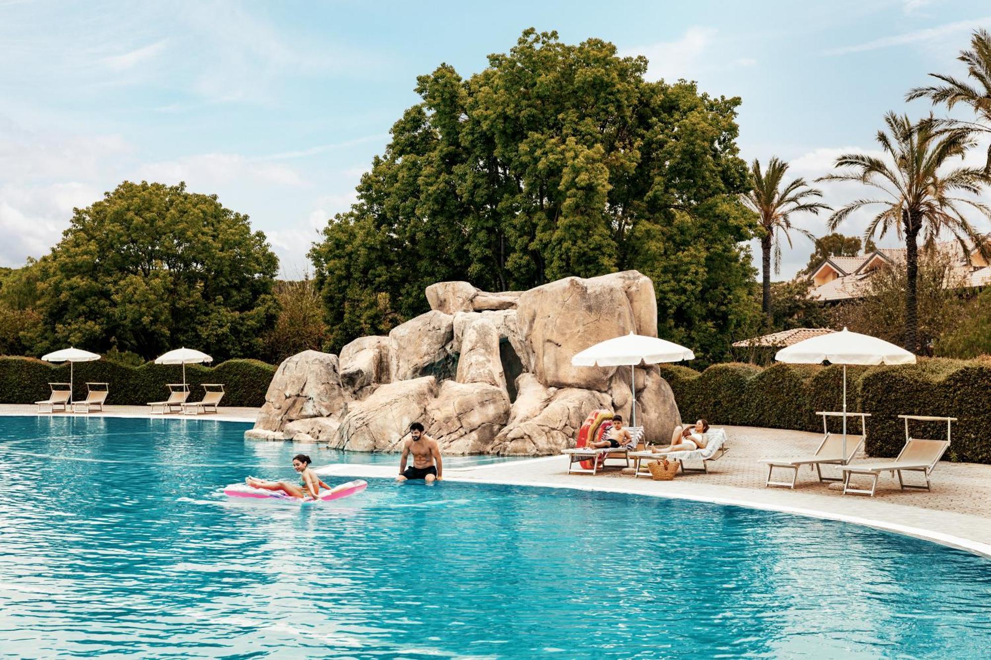 Curinga Falkensteiner Club Funimation Garden Calabria מראה חיצוני תמונה