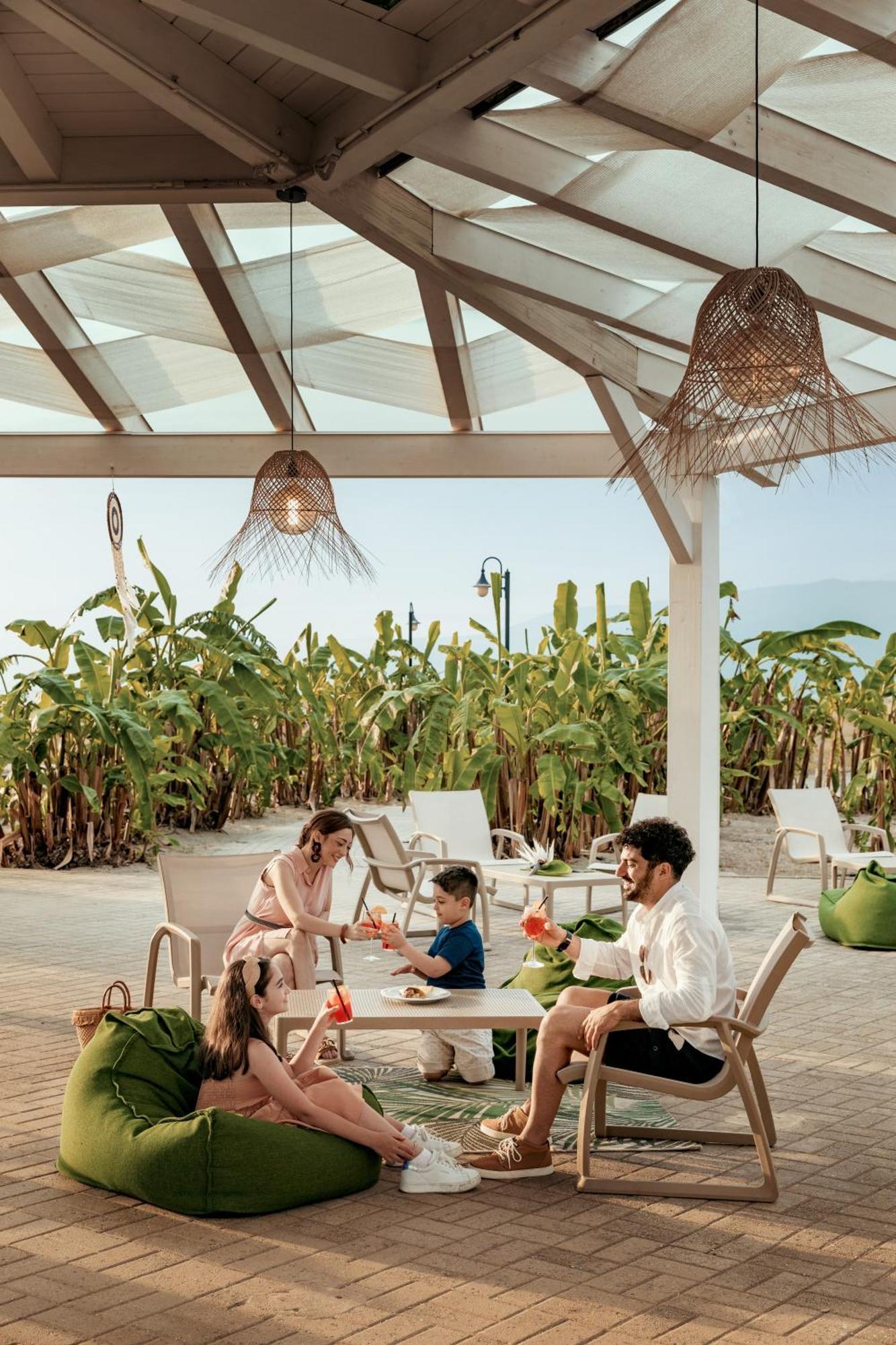 Curinga Falkensteiner Club Funimation Garden Calabria מראה חיצוני תמונה